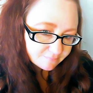 Meet your Posher, Harmony